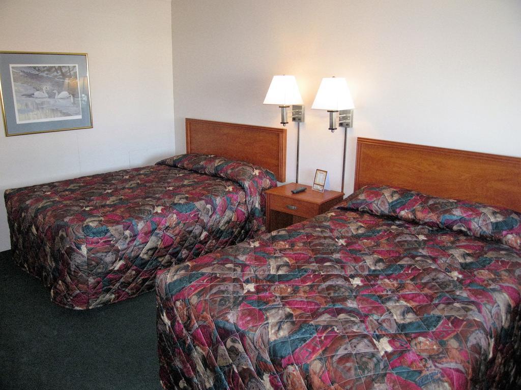 Travelers Lodge Marshall Eksteriør billede