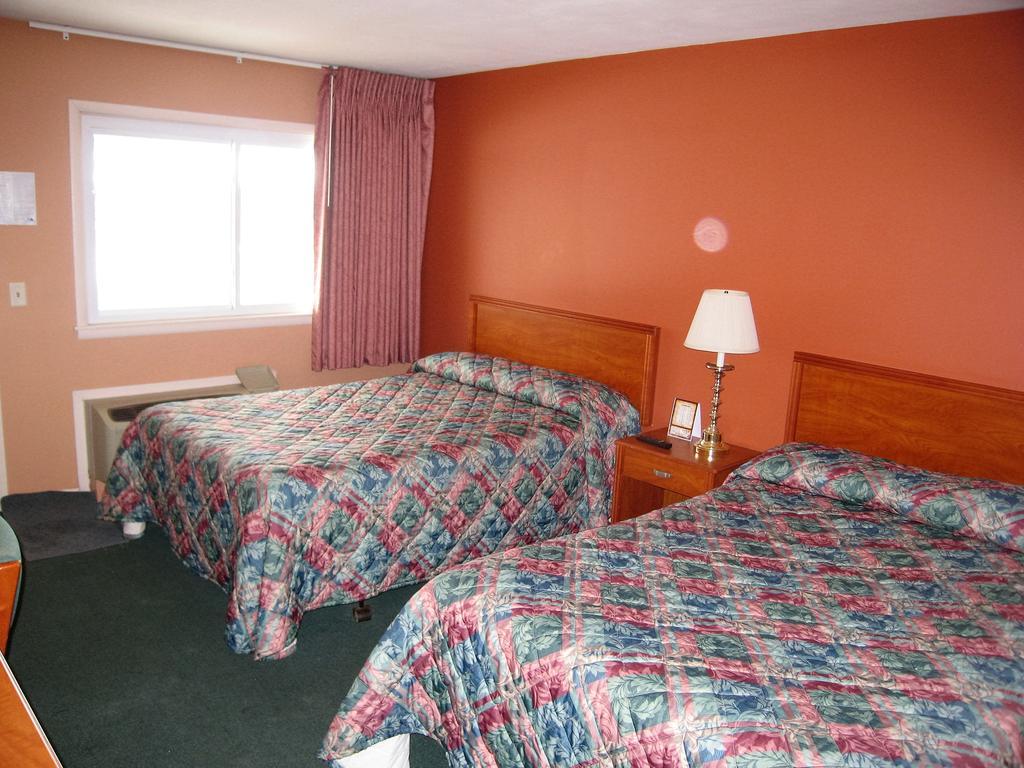 Travelers Lodge Marshall Eksteriør billede